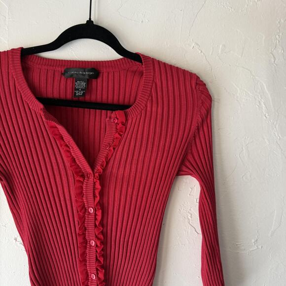Cable & Gauge Sweater Y2k Fitted Small Red Ribbed Button Ruffle Silk Blend Top - Picture 2 of 7